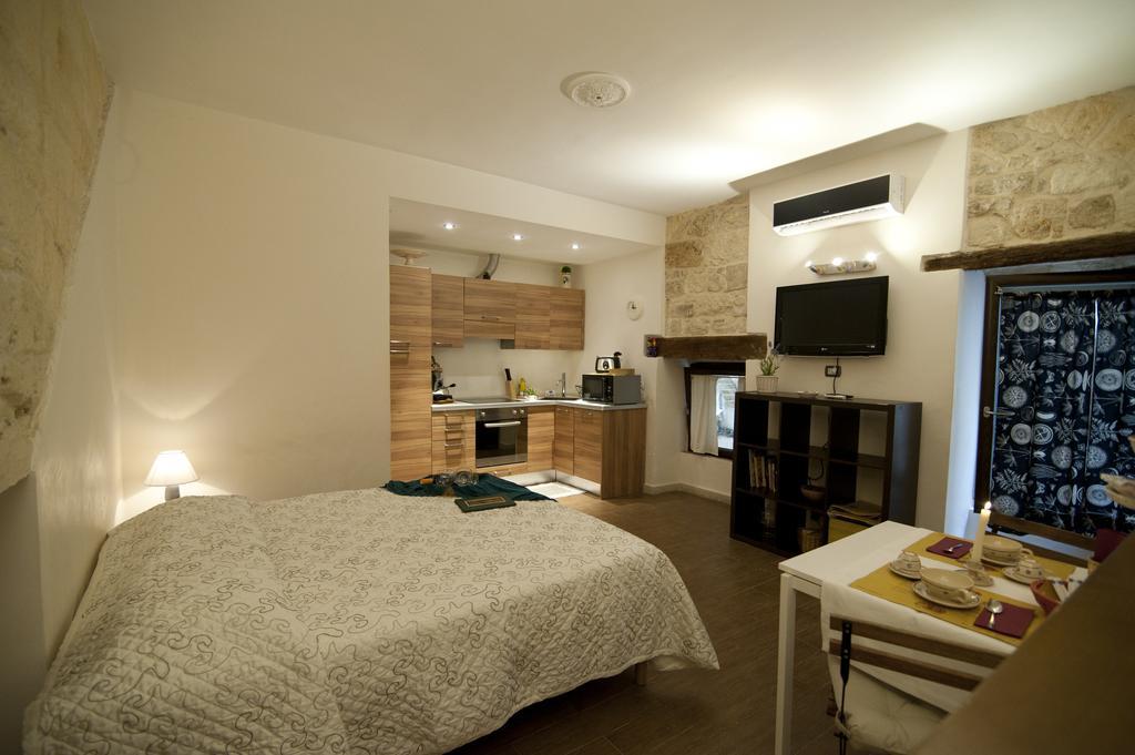 B&B La Uascezze Барі Номер фото